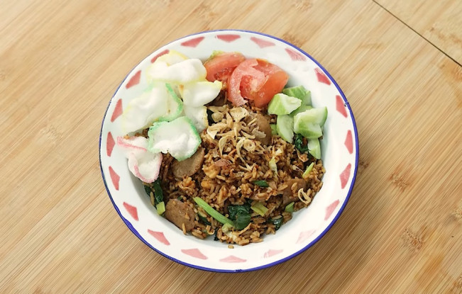 Resep Nasi Goreng Tek-Tek ala Kaki Lima, Ga Kalah Enak dari Abang Gerobak